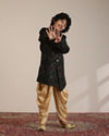 alt message - Manyavar Boys Boys Dark Green Bel Buti Patterned Indo-Western Set image number 2